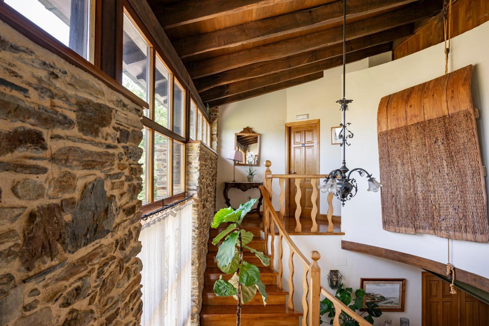 Casa Peleyon Bed & Breakfast Castropol Bagian luar foto