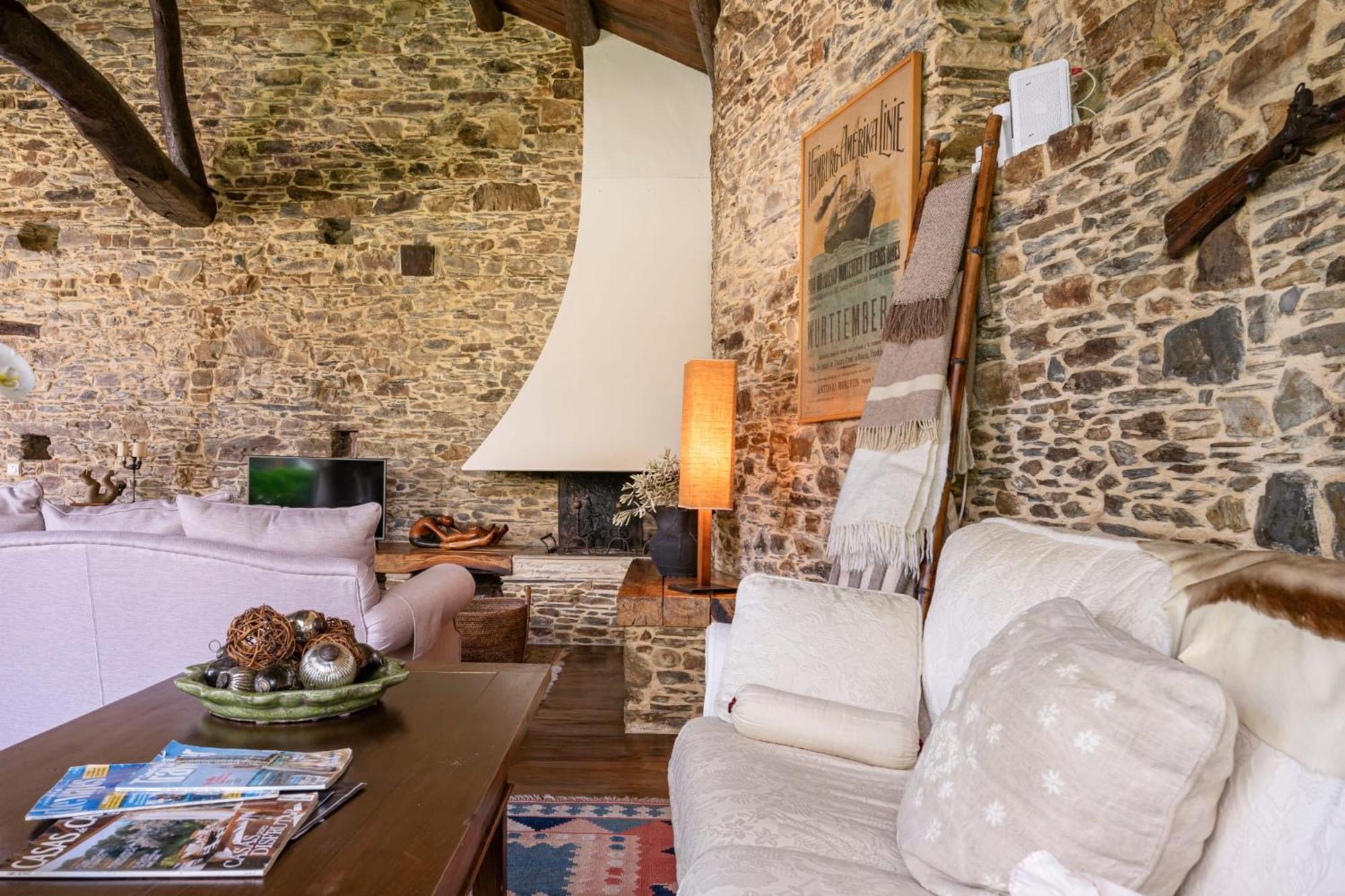 Casa Peleyon Bed & Breakfast Castropol Bagian luar foto