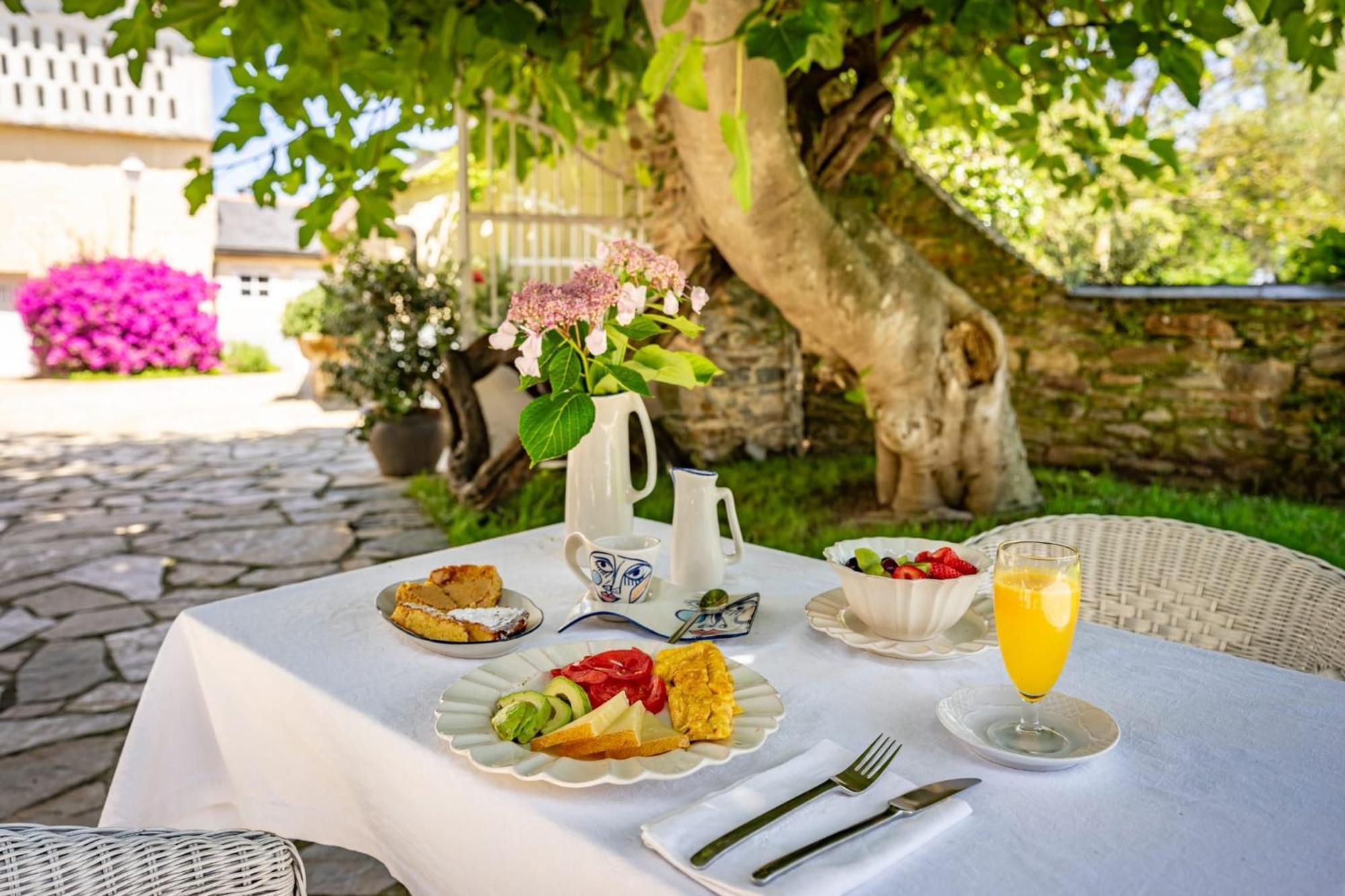 Casa Peleyon Bed & Breakfast Castropol Bagian luar foto