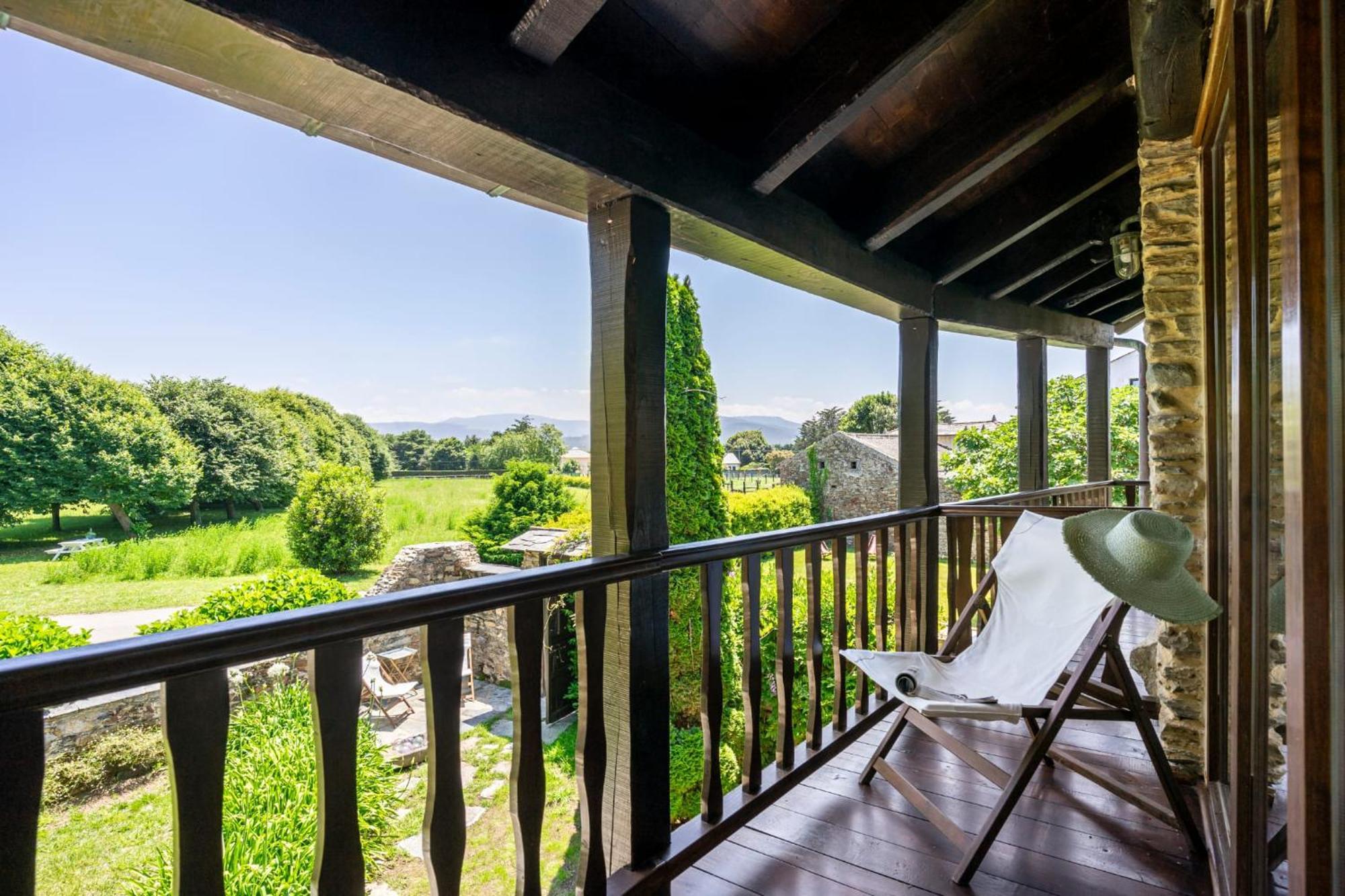 Casa Peleyon Bed & Breakfast Castropol Bagian luar foto