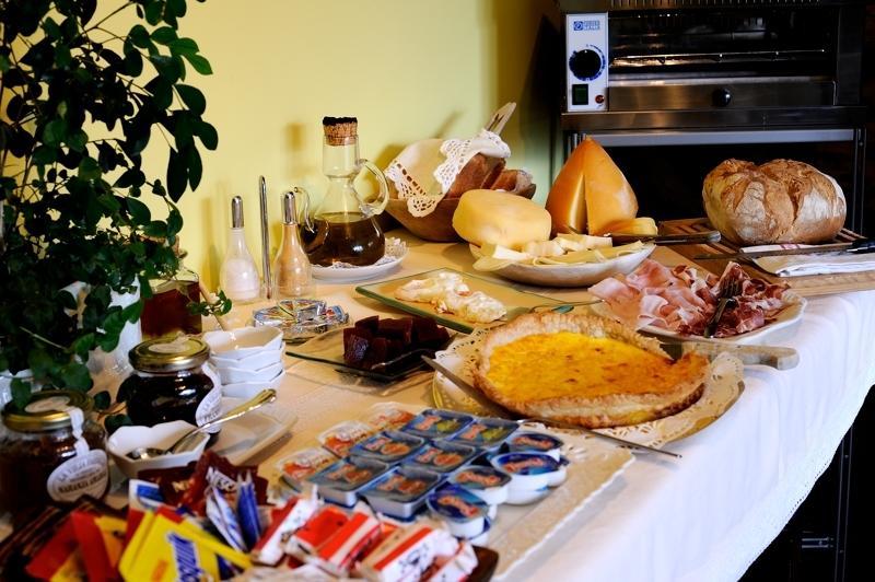Casa Peleyon Bed & Breakfast Castropol Bagian luar foto